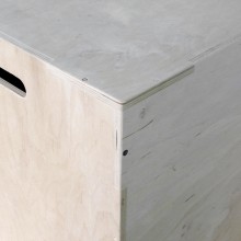 Skrzynia plyometryczna Cross Jump Box o wymiarach 60 cm x 50 cm x 40 cm marki Legend